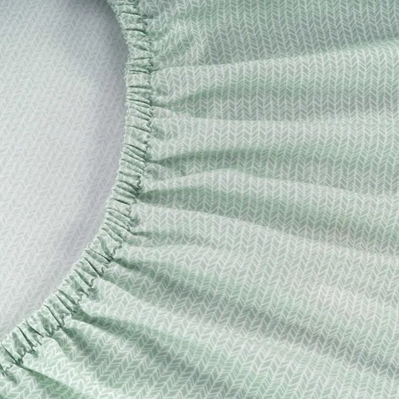 NWT Pure Earth Sheet Set Solid 4-Piece 300 Thread Count Flat Fitted Pillowcase - Picture 4 of 9